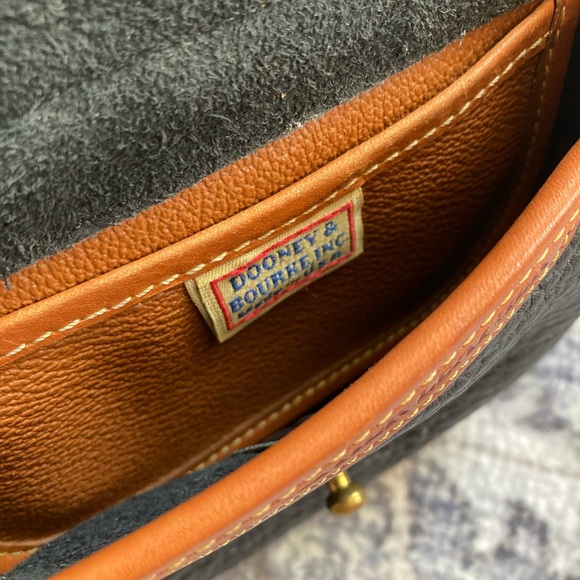 Vintage Dooney & Bourke Calvary Belt Bag Small - Picture 6 of 9